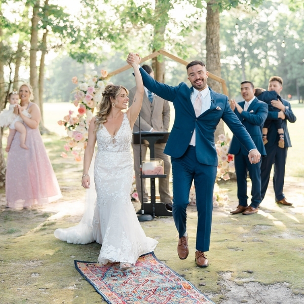 Outdoor Wedding Ceremony - Blue Heron Pines